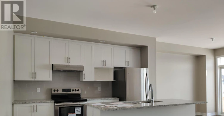 818 Clapham Terrace, Ottawa, ON, K2S 2N8 - 5