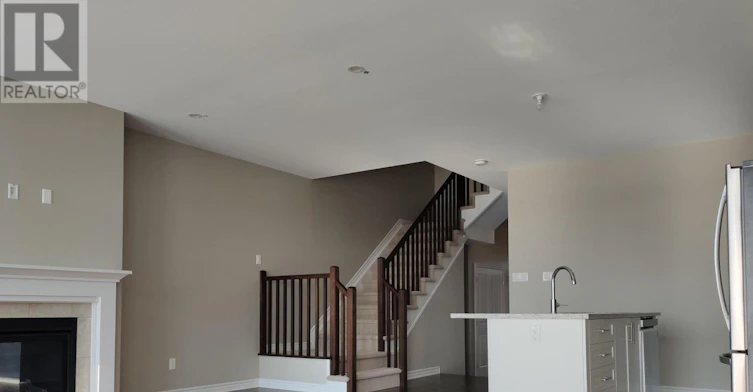 818 Clapham Terrace, Ottawa, ON, K2S 2N8 - 6