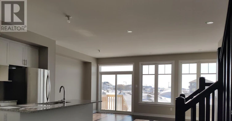 818 Clapham Terrace, Ottawa, ON, K2S 2N8 - 3