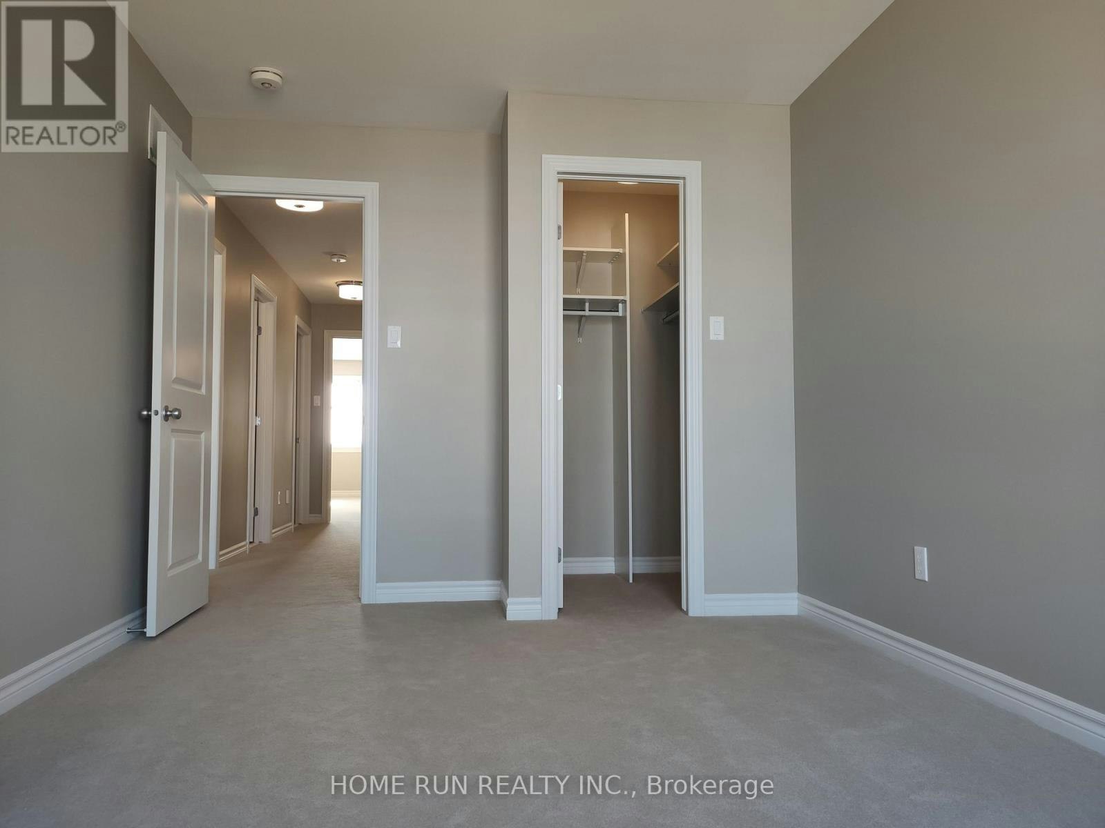 818 Clapham Terrace, Ottawa, ON, K2S 2N8 - 9