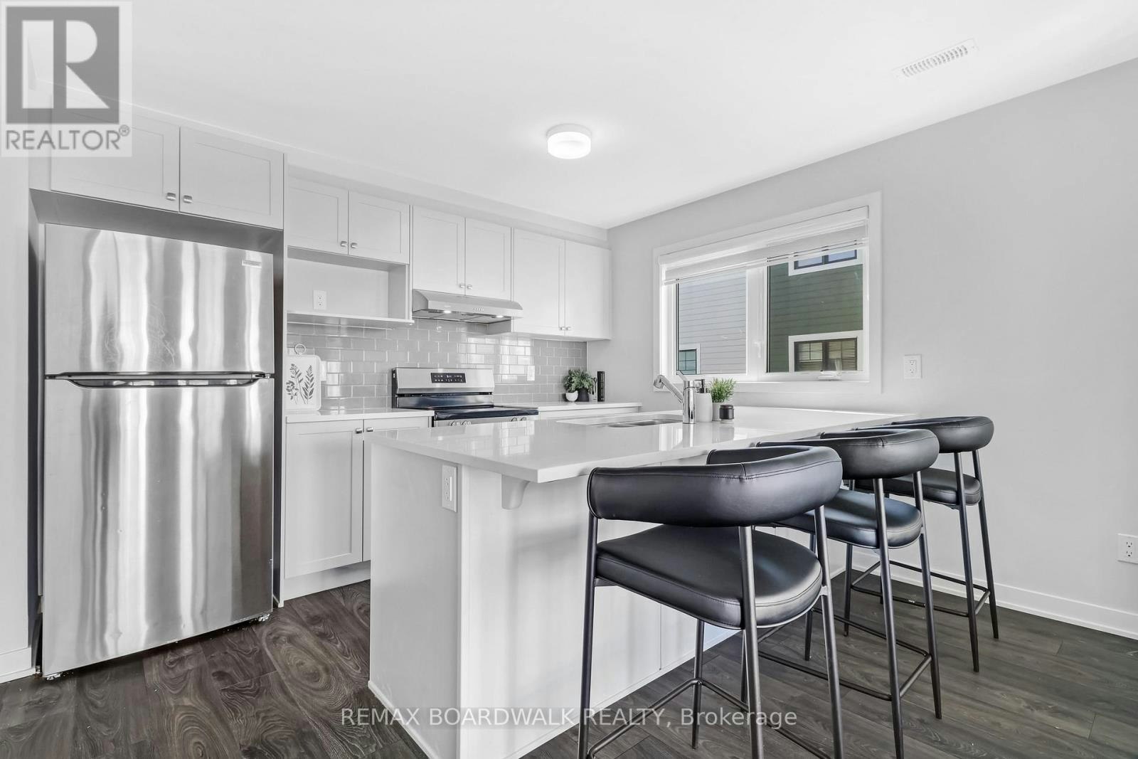 210 Verulam Street, Ottawa, ON, K2J 7J5 - 5