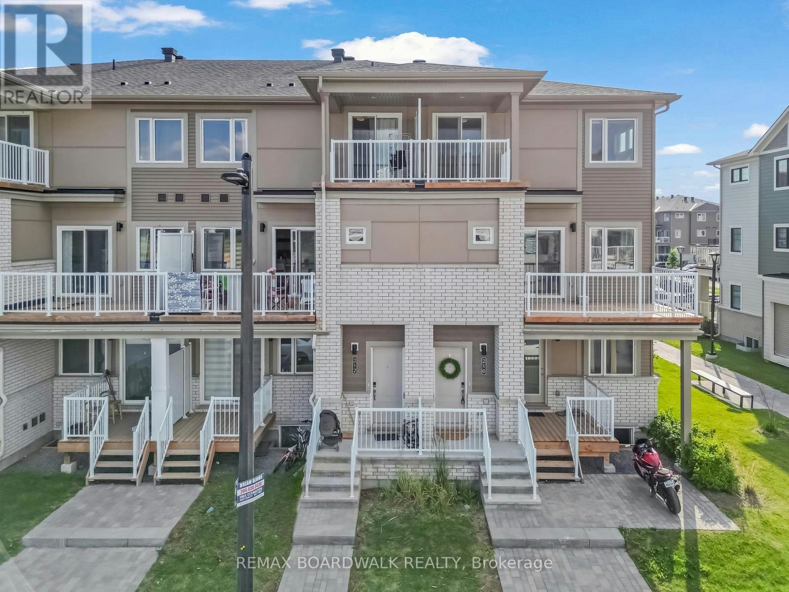 210 Verulam Street, Ottawa, ON, K2J 7J5
