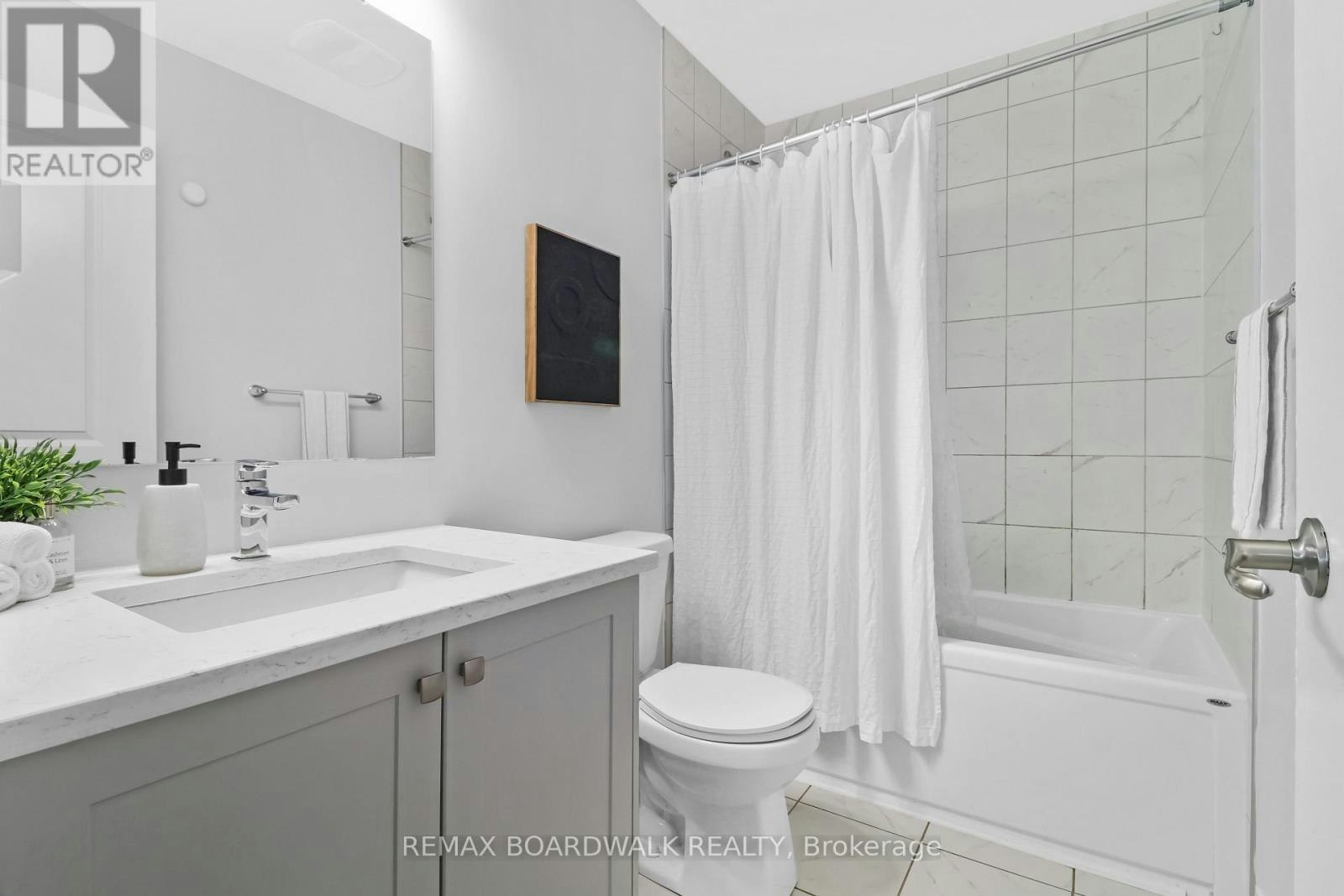 210 Verulam Street, Ottawa, ON, K2J 7J5 - 12