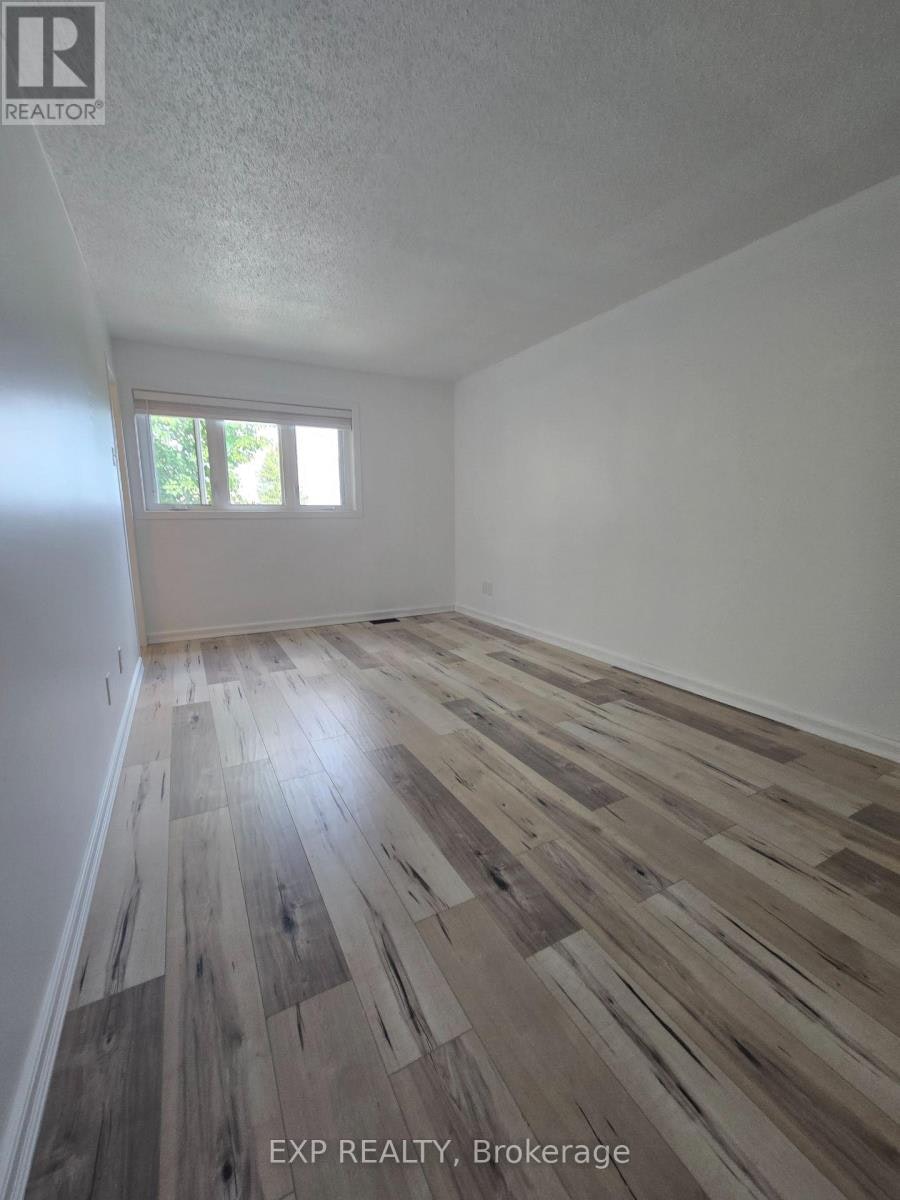 75-90 Lightfoot Place, Ottawa, ON, K2L 3L8 - 17