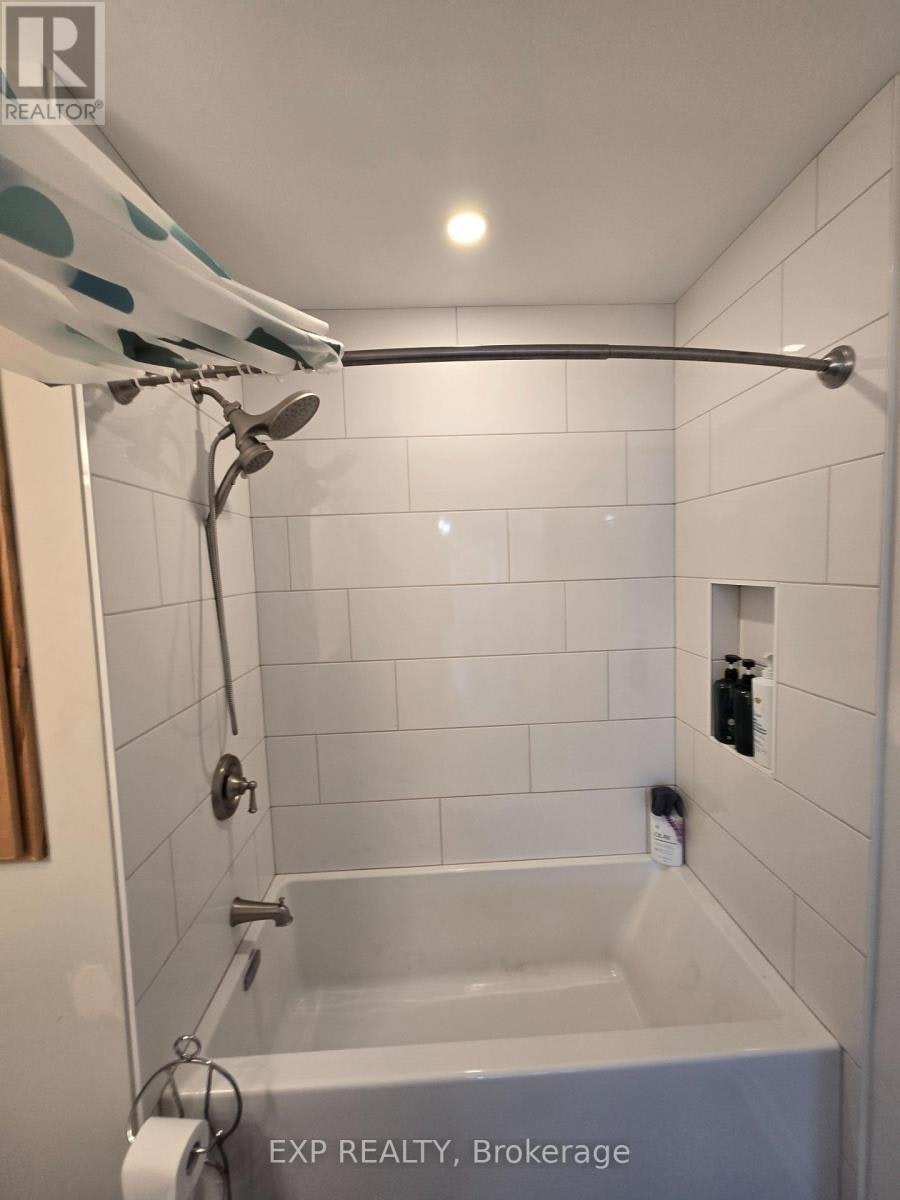 75-90 Lightfoot Place, Ottawa, ON, K2L 3L8 - 8