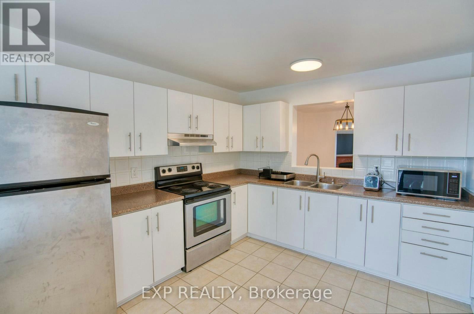 75-90 Lightfoot Place, Ottawa, ON, K2L 3L8 - 14