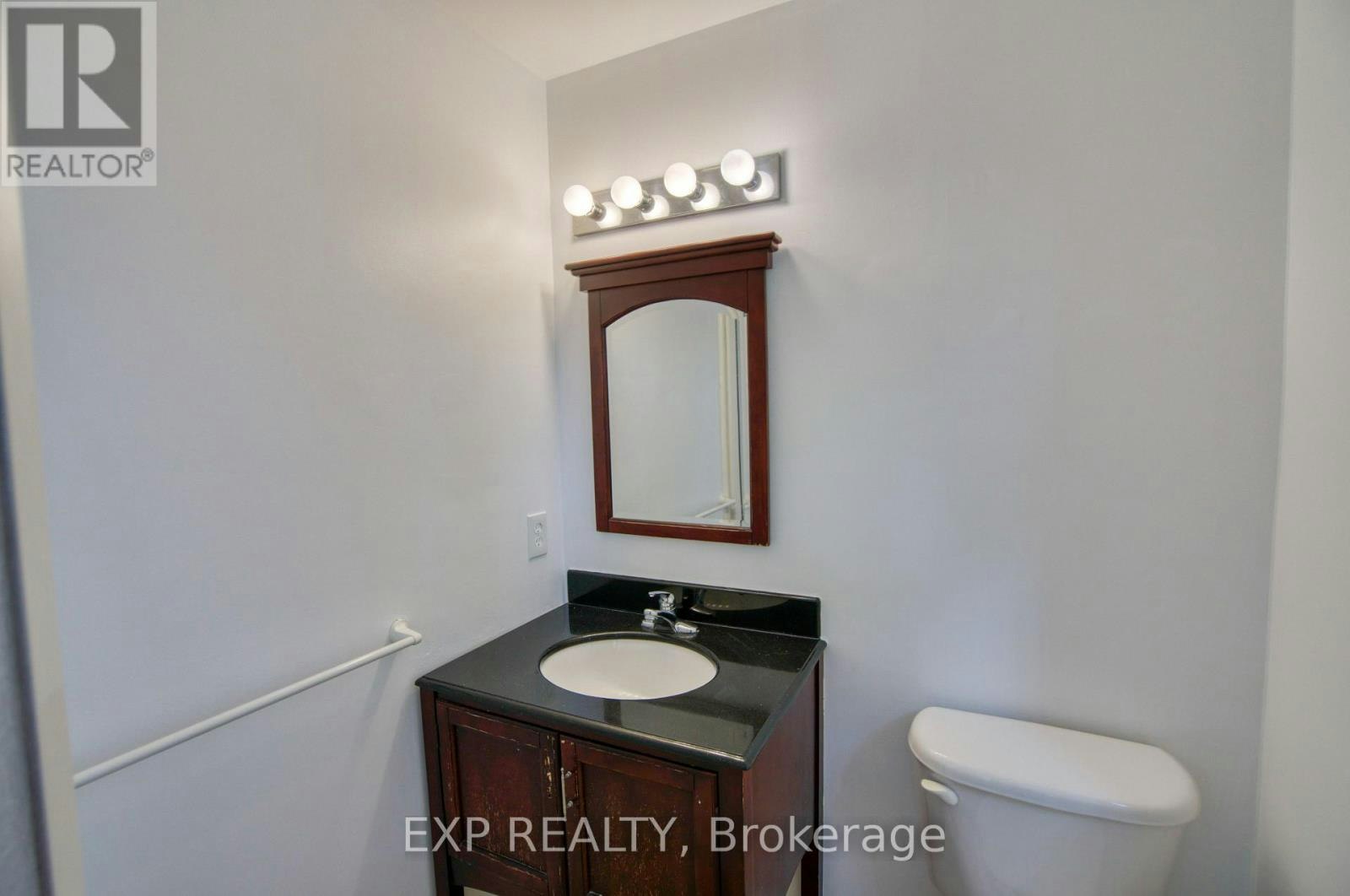 75-90 Lightfoot Place, Ottawa, ON, K2L 3L8 - 32