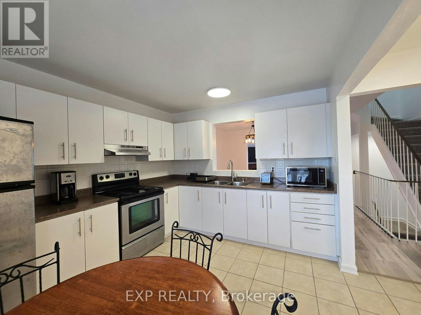75-90 Lightfoot Place, Ottawa, ON, K2L 3L8 - 11