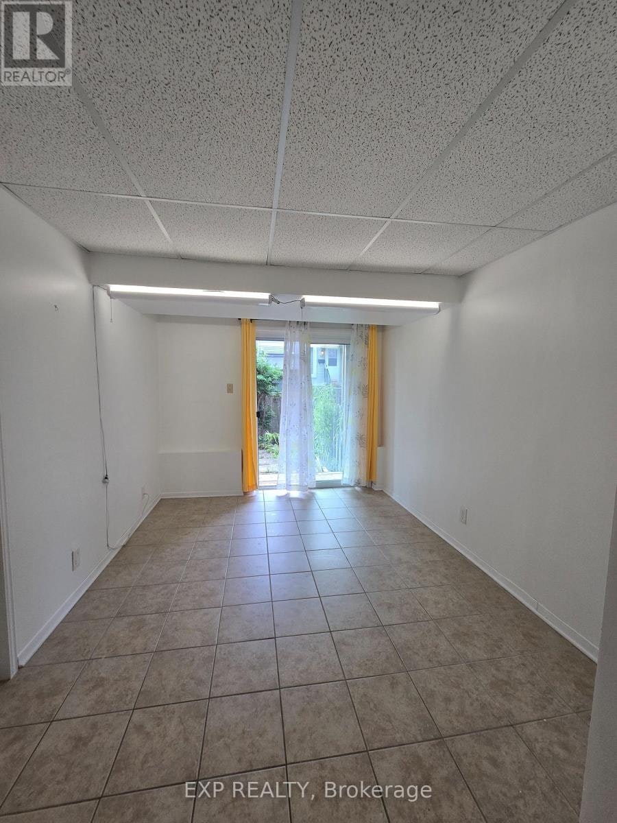 75-90 Lightfoot Place, Ottawa, ON, K2L 3L8 - 14