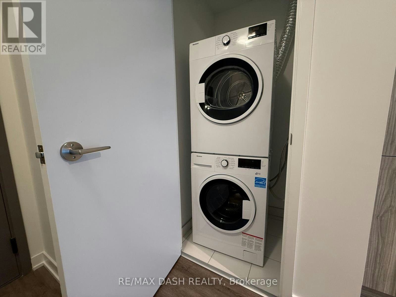 1002-634 Church Street, Toronto, ON, M4Y 0G9 - 11