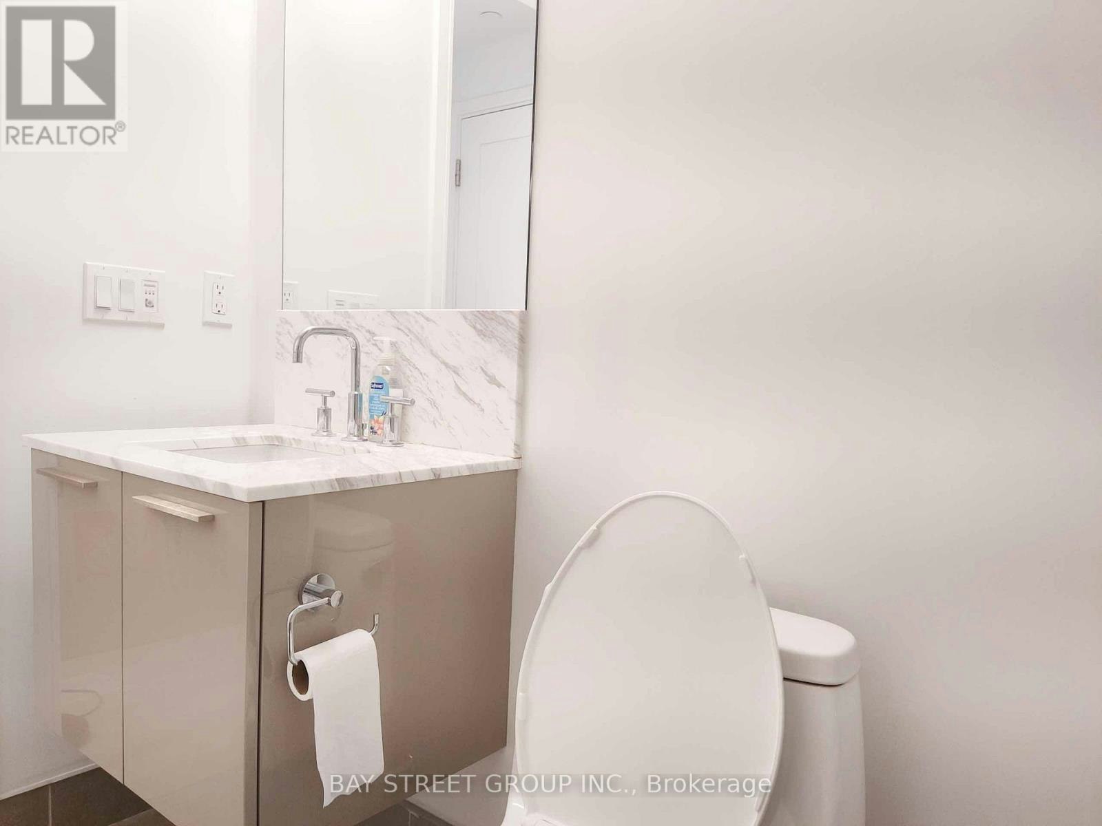702-3 Gloucester Street, Toronto, ON, M4Y 0C6 - 9