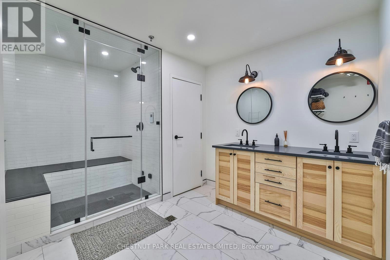 PH2-540 College Street, Toronto, ON, M6G 1A6 - 28