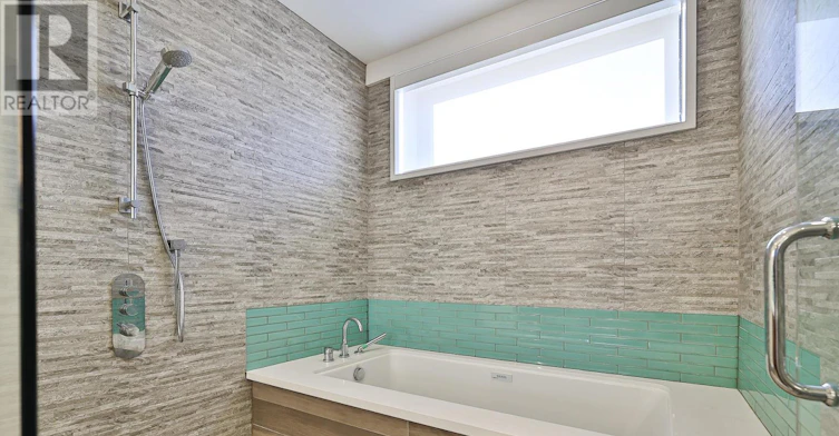 PH2-540 College Street, Toronto, ON, M6G 1A6 - 20