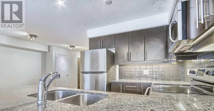 712-33 Bay Street, Toronto, ON, M5J 2Z3 - 10