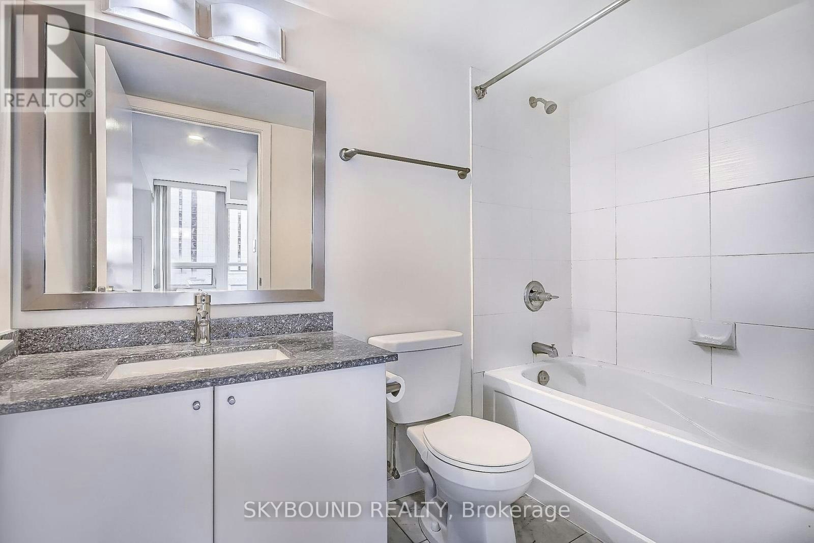 712-33 Bay Street, Toronto, ON, M5J 2Z3 - 25