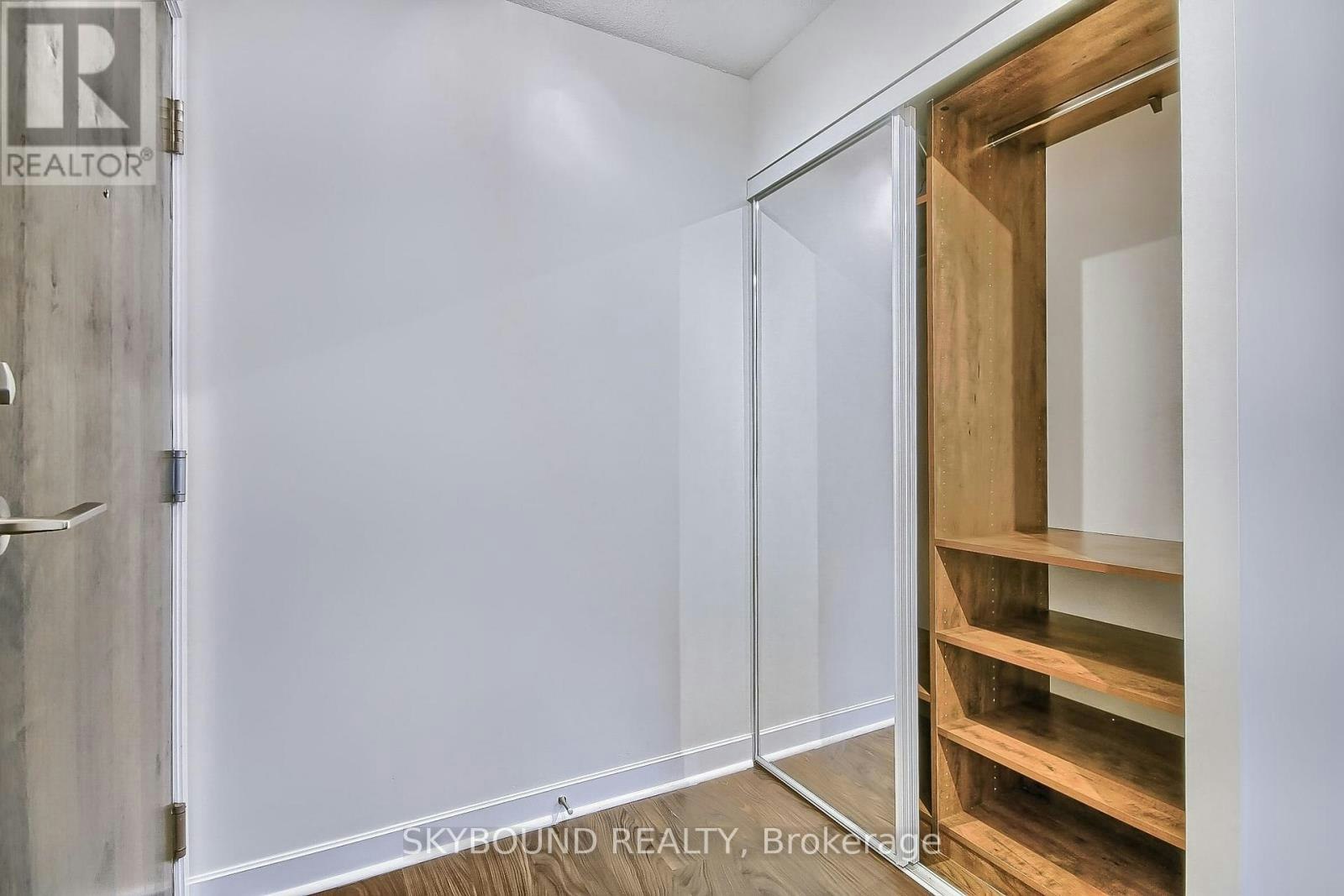 712-33 Bay Street, Toronto, ON, M5J 2Z3 - 7