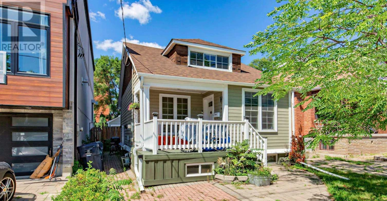 BASEMENT-210 Gowan Avenue, Toronto, ON, M4J 2K6