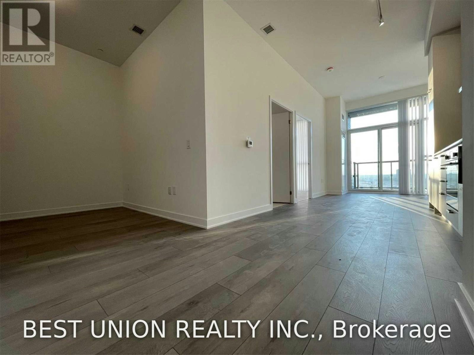 310-10 Honeycrisp Crescent, Vaughan, ON, L4K 0M7 - 7
