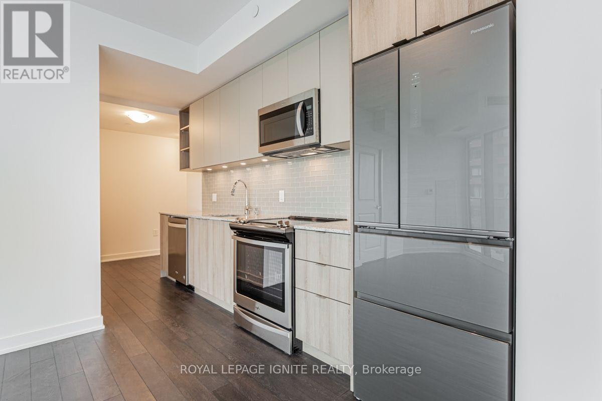 305-100 Eagle Rock Way, Vaughan, ON, L6A 5B9 - 14