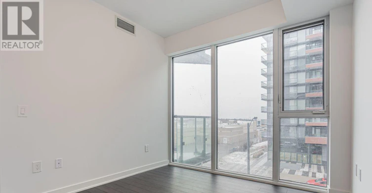 305-100 Eagle Rock Way, Vaughan, ON, L6A 5B9 - 21