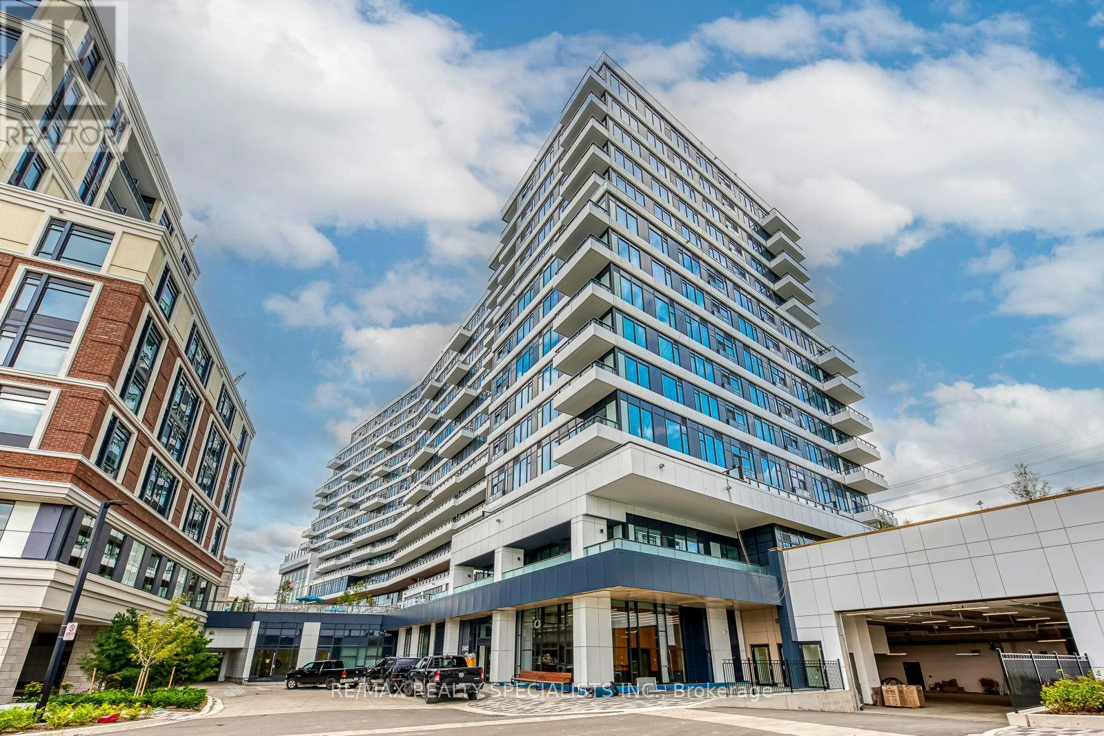 1018-2485 Eglinton Avenue, Mississauga, ON, L5M 2T1