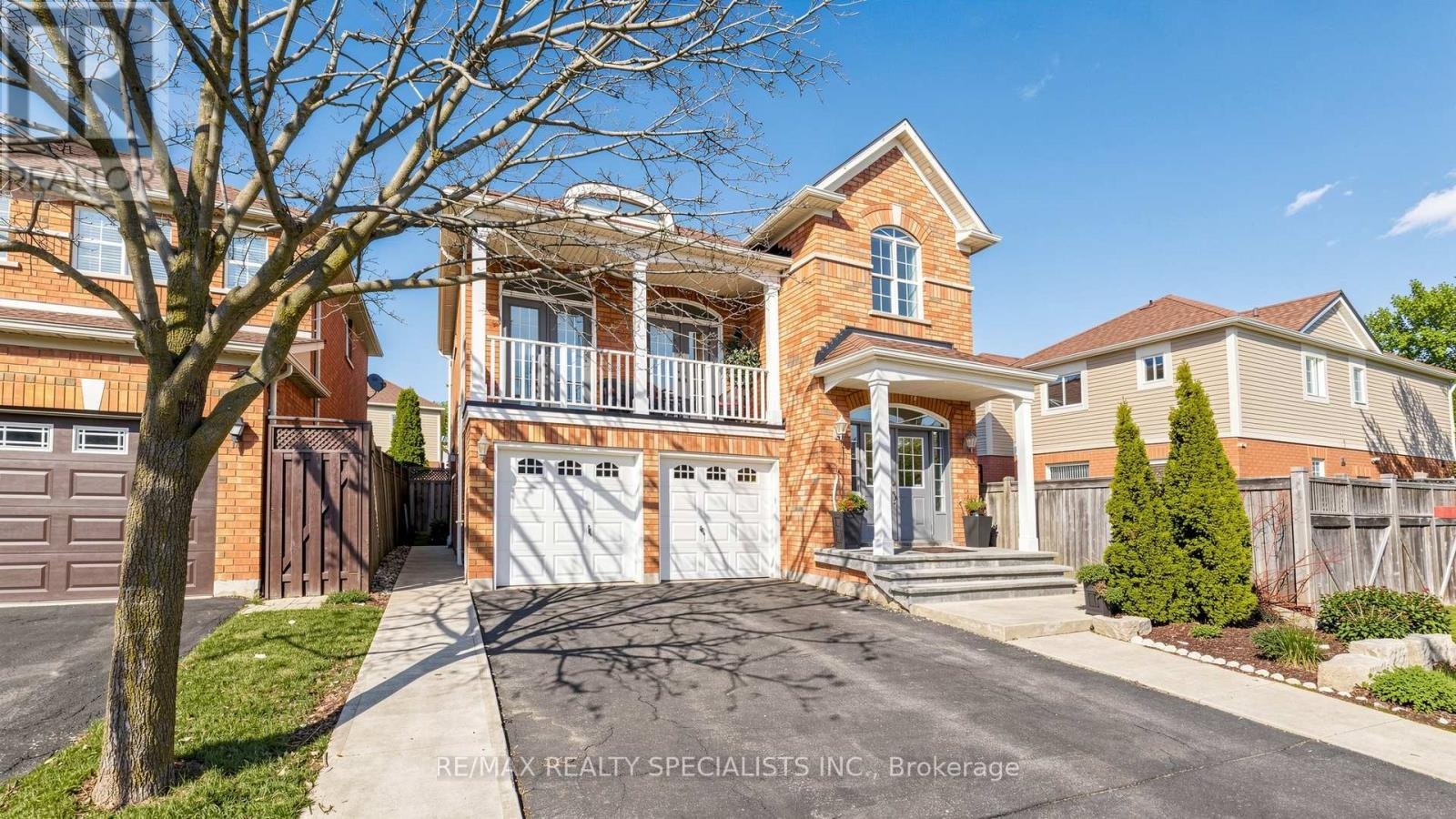 193 Queen Mary Drive, Brampton, ON, L7A 1Y3