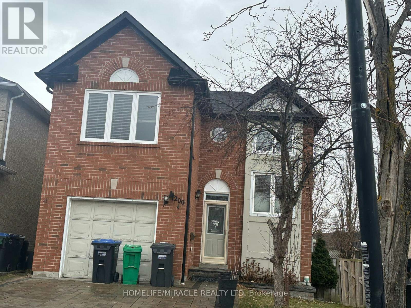 7200 Harding Crescent, Mississauga, ON, L5N 6R5