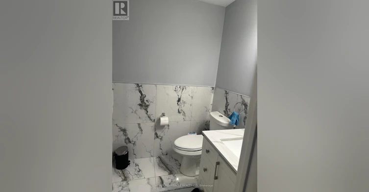 7200 Harding Crescent, Mississauga, ON, L5N 6R5 - 7