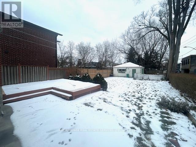 UPPER Level 6 Hiawatha Parkway, Mississauga, ON, L5G 3R7 - 21