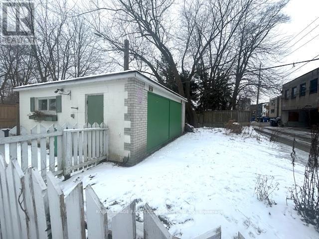 UPPER Level 6 Hiawatha Parkway, Mississauga, ON, L5G 3R7 - 23