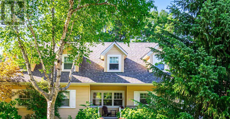 43 Ravina Crescent, Hamilton, ON, L9G 2E8 - 4
