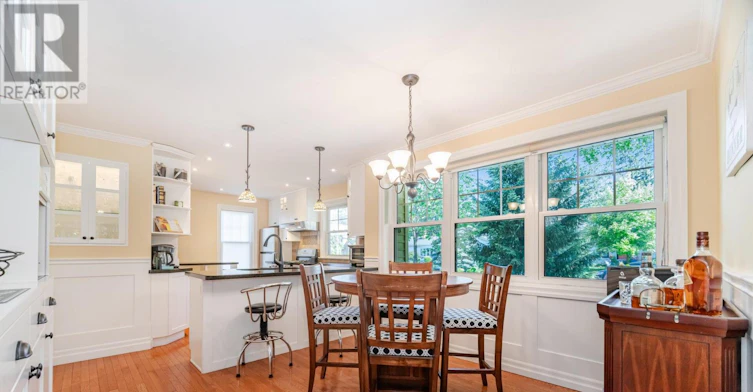 43 Ravina Crescent, Hamilton, ON, L9G 2E8 - 9