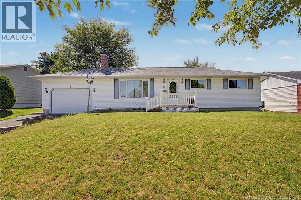 109 Coventry Crescent, Fredericton, NB, E3B 4P4