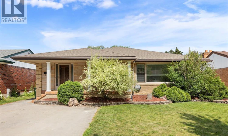 850 Greendale Drive