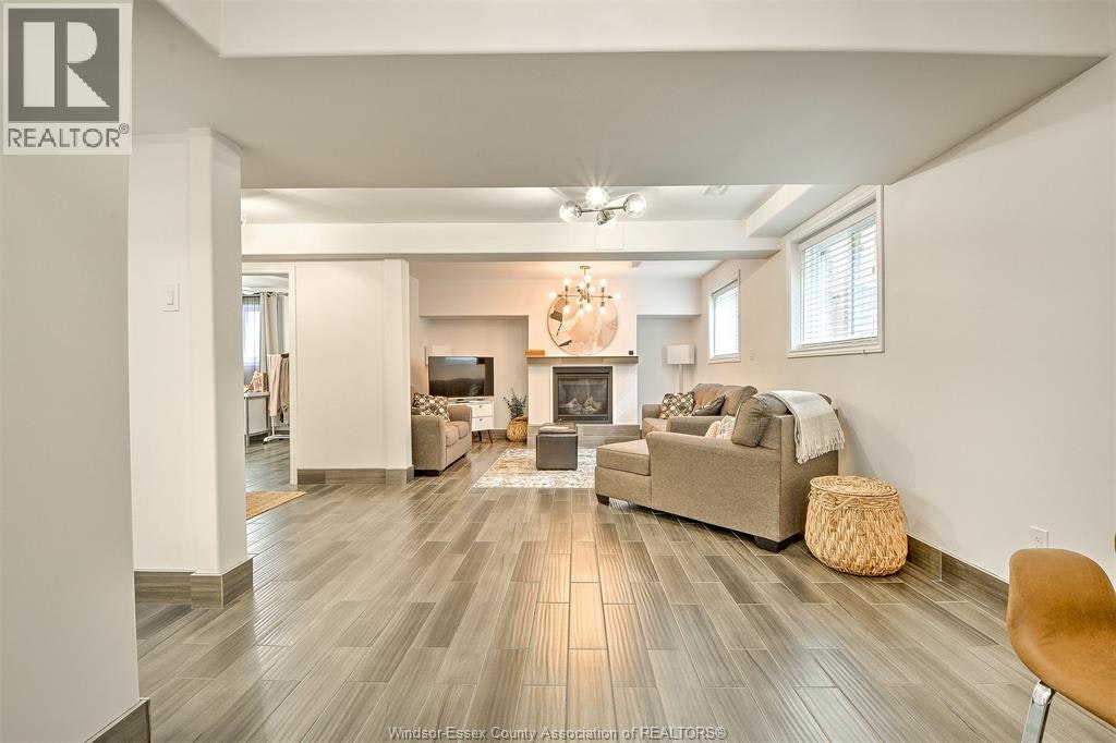 2490 Bernard, Windsor, ON, N8W 4S1 - 25