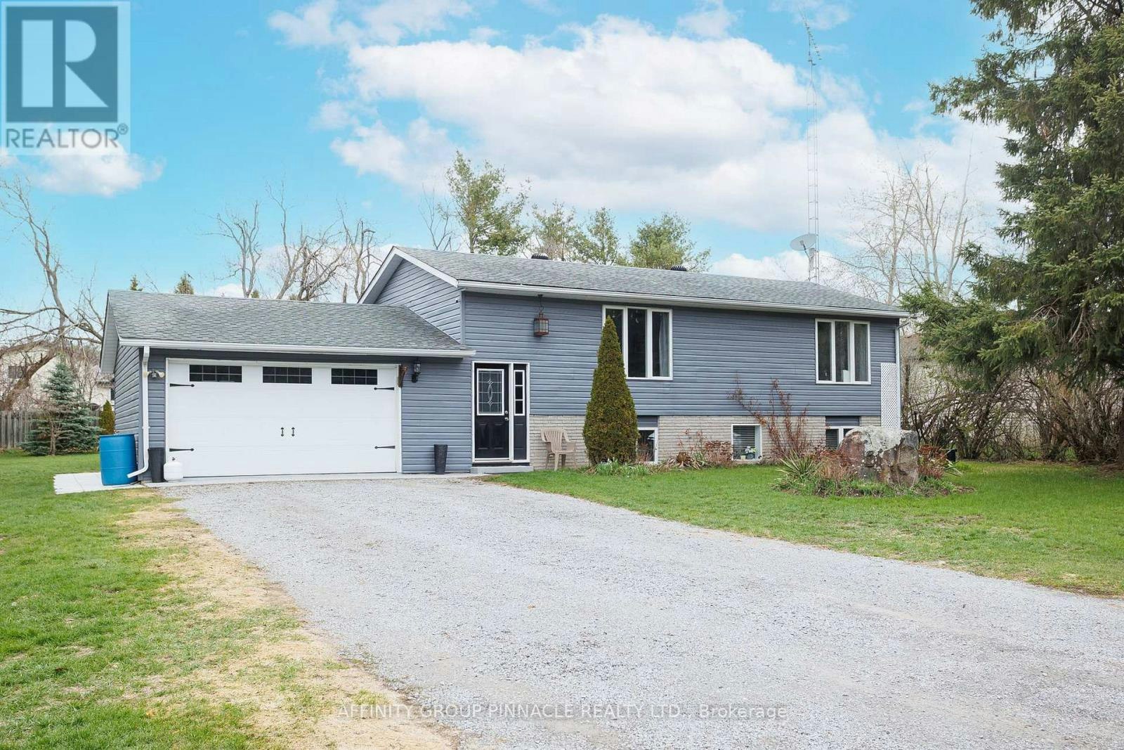 7 Hawk Street, Kawartha Lakes, ON, K0M 2T0