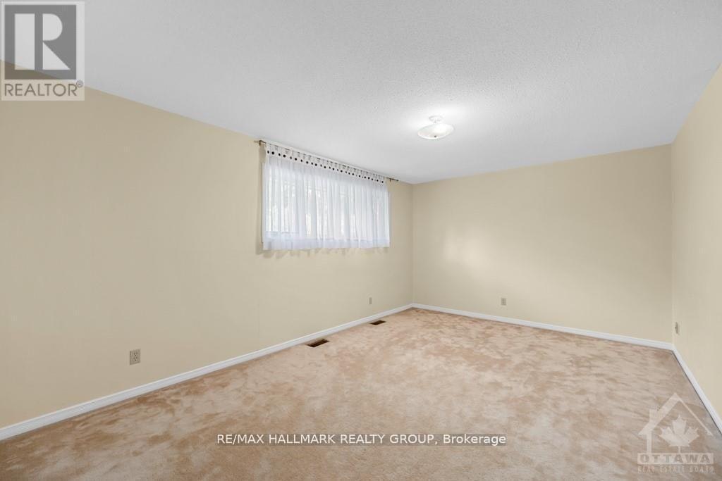 95 Macnabb Place, Rockcliffe Park, ON, K1L 8J5 - 18