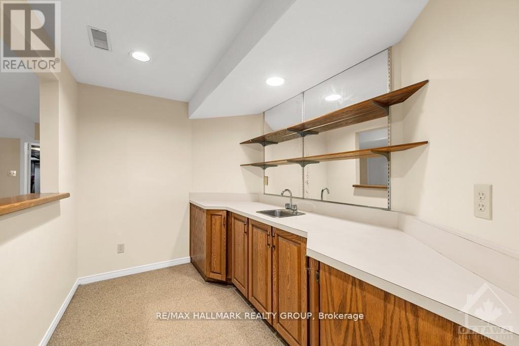95 Macnabb Place, Rockcliffe Park, ON, K1L 8J5 - 25