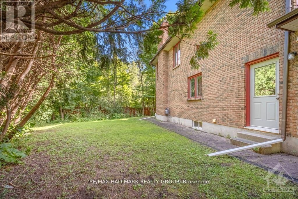 95 Macnabb Place, Rockcliffe Park, ON, K1L 8J5 - 30