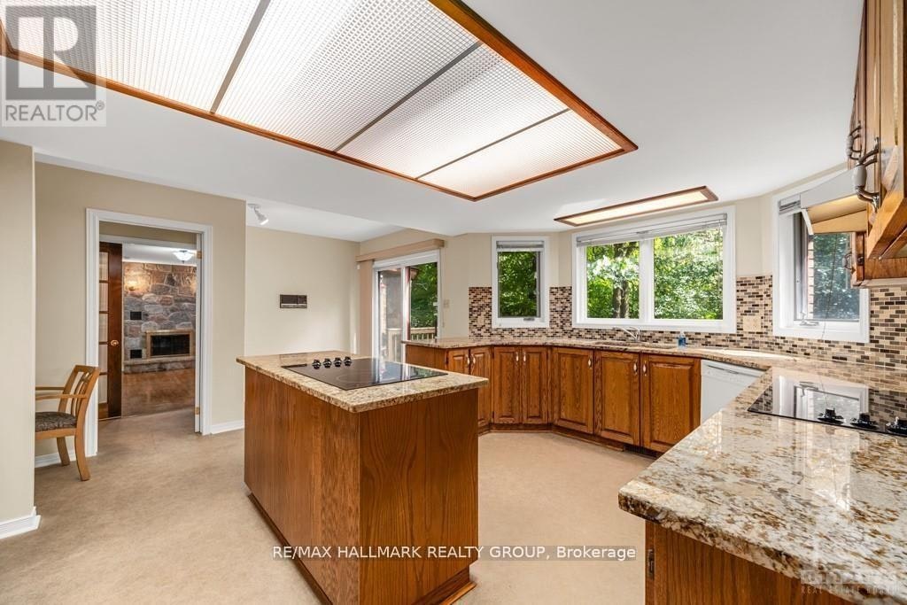 95 Macnabb Place, Rockcliffe Park, ON, K1L 8J5 - 7