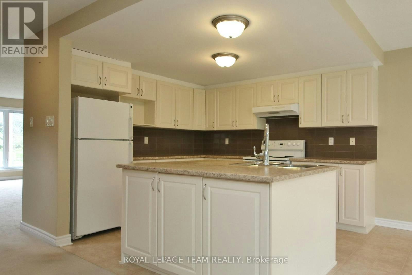 593 Clearbrook Drive, Ottawa, ON, K2J 5S2 - 5