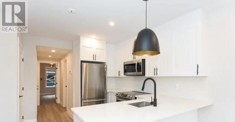 3-27 Monk Street, Ottawa, ON, K1S 3Y7 - 4