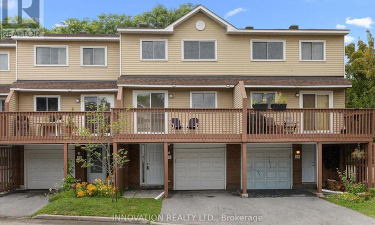 2-76 Esterlawn Private