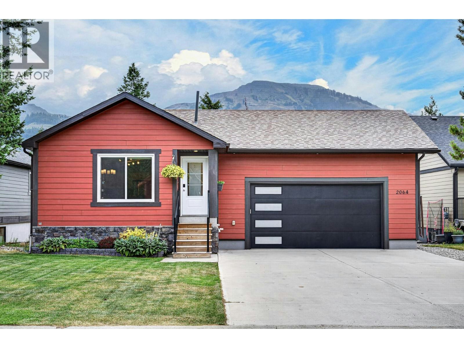 2064 Golden Eagle Drive, Sparwood, BC, V0B 2G2