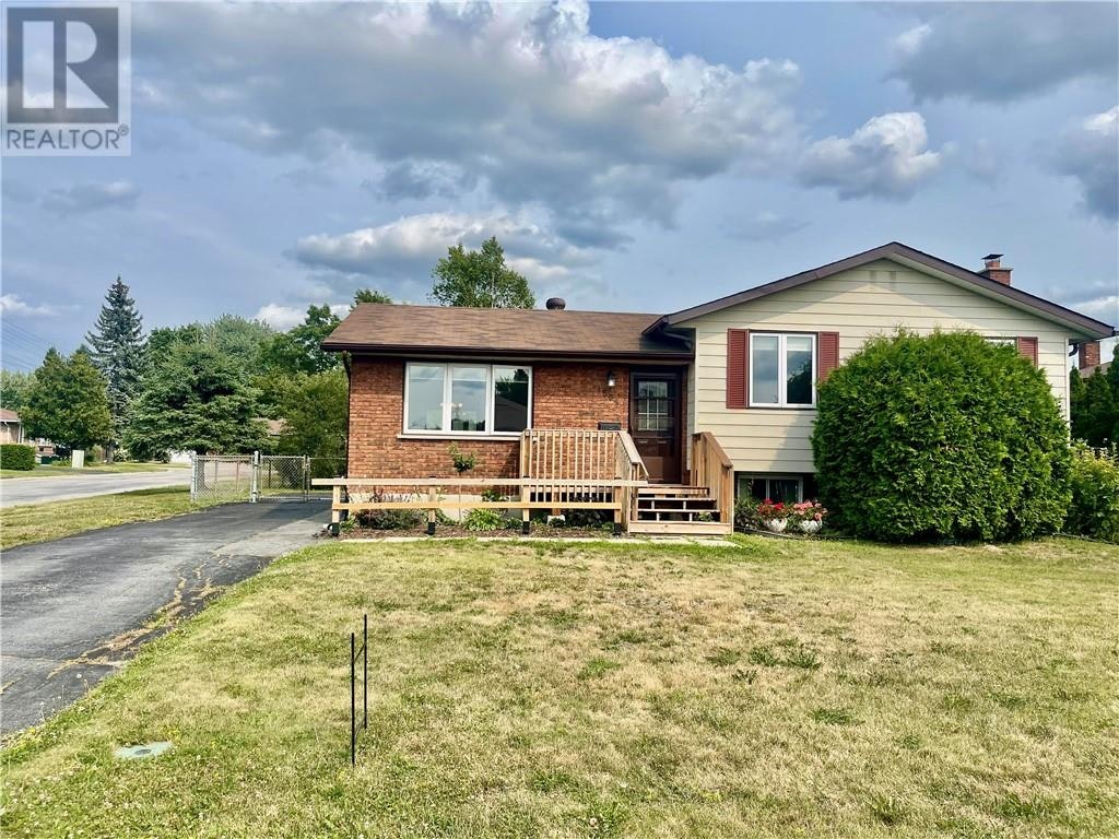 1564 Yarmouth Street, Greater Sudbury, ON, P3A 5A6