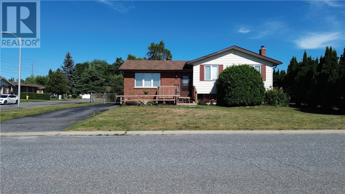 1564 Yarmouth Street, Greater Sudbury, ON, P3A 5A6
