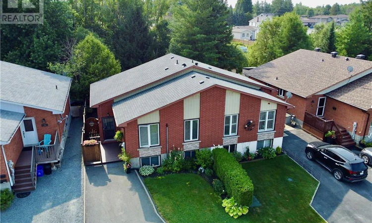 82 Cherrywood Crescent
