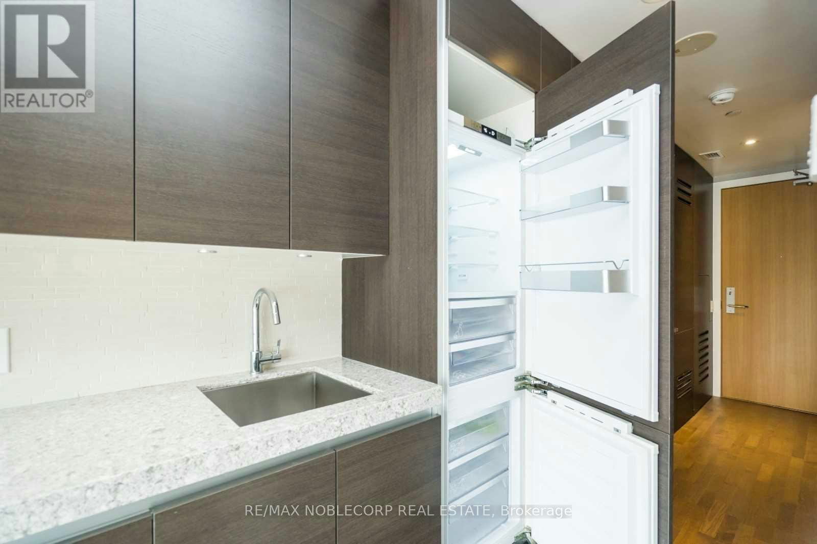 818-629 King Street W, Toronto, ON, M5V 1M5 - 10