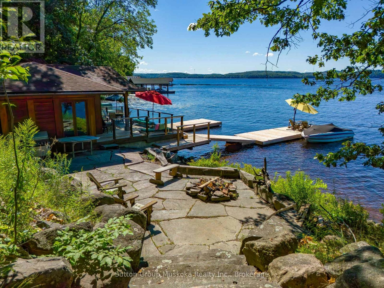 29 Island View Lane, Huntsville, ON, P1H 2N5