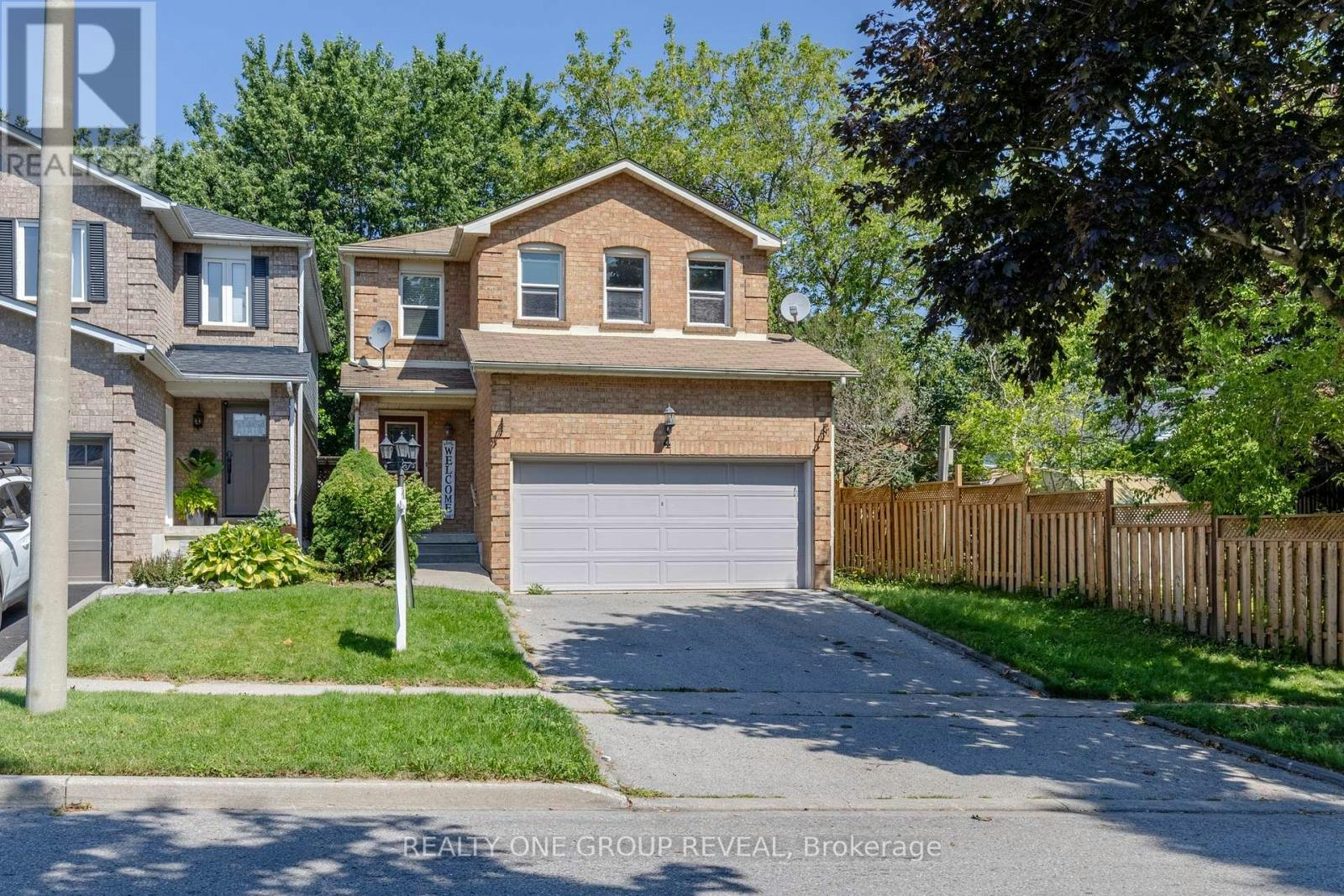 4 Stanford Crescent, Clarington, ON, L1B 1G1